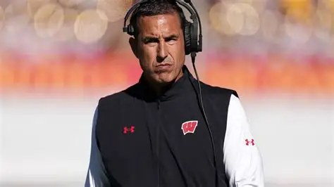 Luke Fickell Wiki / Bio
